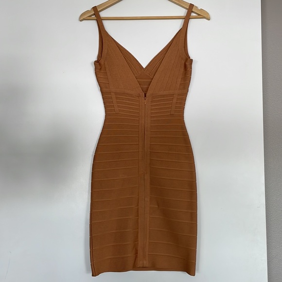 Herve Leger Signature Bandage "Scarlett" Sleeveless Dress - Tamarind - Picture 9 of 12